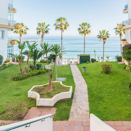 Apt. P/4 1 Min From The Beach W/pool In Apartment Marbella